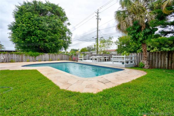 Hollywood Hills, 4725 Washington St, Hollywood, Florida 33021, image 2