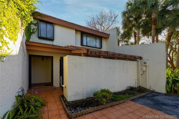 Sunset Kendall Villas, 10610 SW 77th Ter #10610, Kendall, Florida 33173, image 2