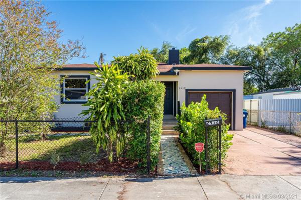 Home Owners Paradise, 2912 NW 49th St, Brownsville, Florida 33142, image 2