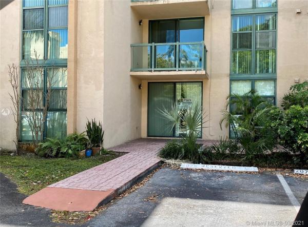 Coral Towers, 2075 SW 122nd Ave #126, Tamiami, Florida 33175, image 1