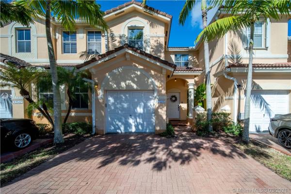 Kendall Breeze South, 12528 SW 124th Path 0, Three Lakes, Florida 33186, image 2