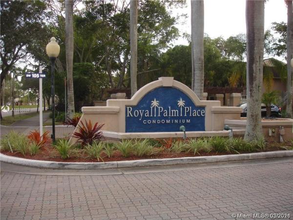 Royal Palm Place At The Hammocks, 15770 SW 104th Ter #204, The Hammocks, Florida 33196, image 2