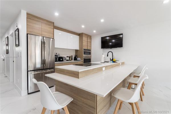 Eastern Shores Garden, 3870 NE 167th St #6, North Miami Beach, Florida 33160, image 2