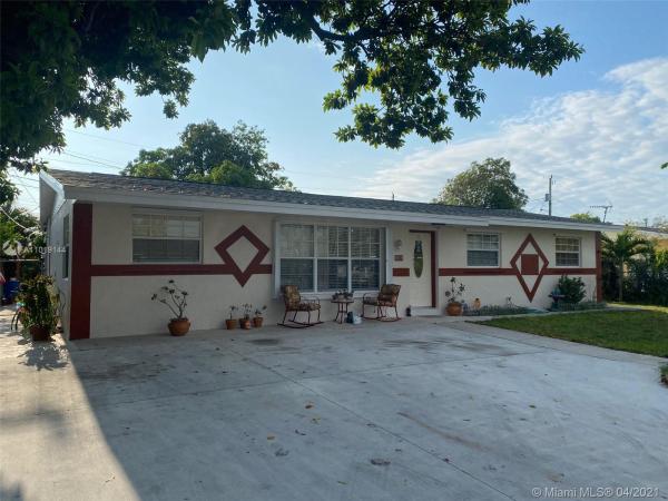 Carol City, 18031 NW 47th Ct, Miami Gardens, Florida 33055, image 2