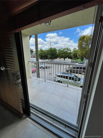 Fontainebleau Gardens, 8185 NW 7th St #201, Fountainebleau, Florida 33126, image 2
