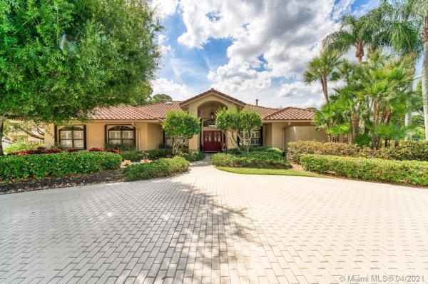 Country Club Estates Parc, 1332 SW Bent Pine Cv, Port St. Lucie, Florida 34986, image 2