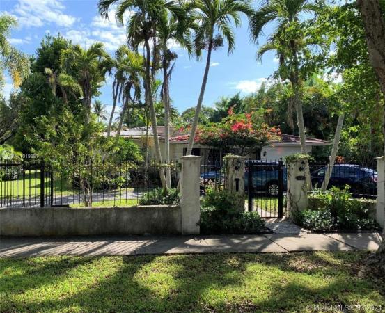 Coral Estates, 600 Madeira Ave, Coral Gables, Florida 33134, image 2