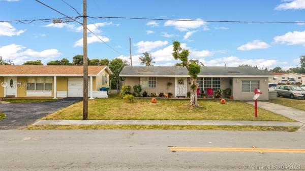 2310 Oleander Dr, Miramar, Florida 33023, image 2