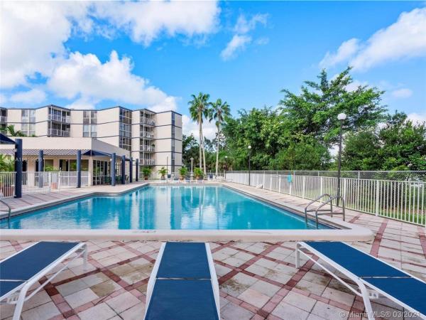 Las Brisas Country Club Of Miami, 6955 NW 186th St #F102, Country Club, Florida 33015, image 1