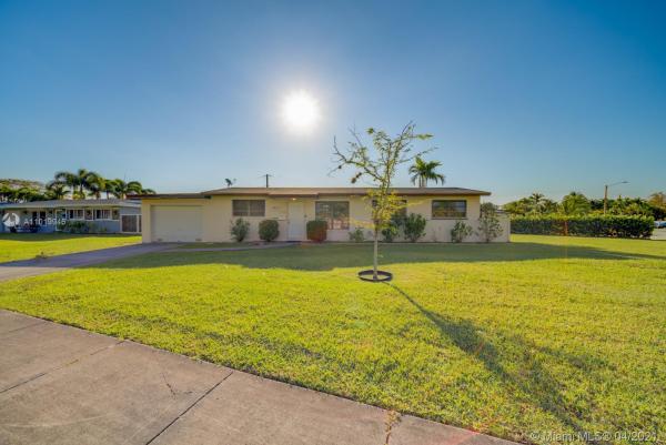 Heftler Homes Sunset Park, 8001 SW 101st Ave, Kendall, Florida 33173, image 2