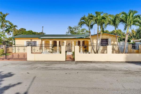 Palm Springs North, 16815 NW 73rd Ct, Country Club, Florida 33015, image 2