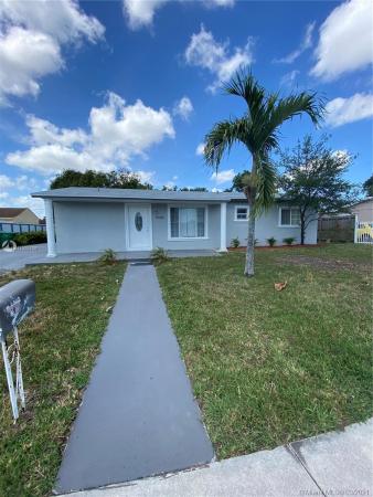 Carol City, 5035 NW 189th Ter, Miami Gardens, Florida 33055, image 2