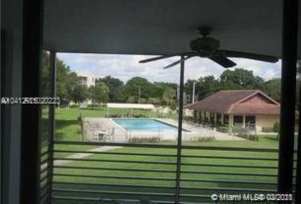 Sabal Palm Of Pine Island Ridge, Davie, Florida 33324, image 2