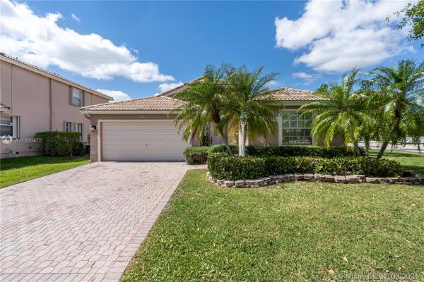 Clubside, 1542 NW 133rd Ave, Pembroke Pines, Florida 33028, image 1