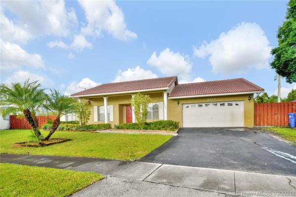 New Orleans Estates, 807 NW 135th Way, Sunrise, Florida 33325, image 2