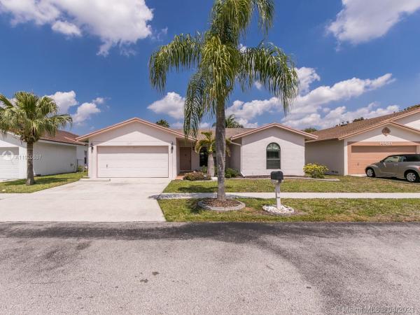 Parkwood Isle, 10081 SW 17th Ct, Davie, Florida 33324, image 2