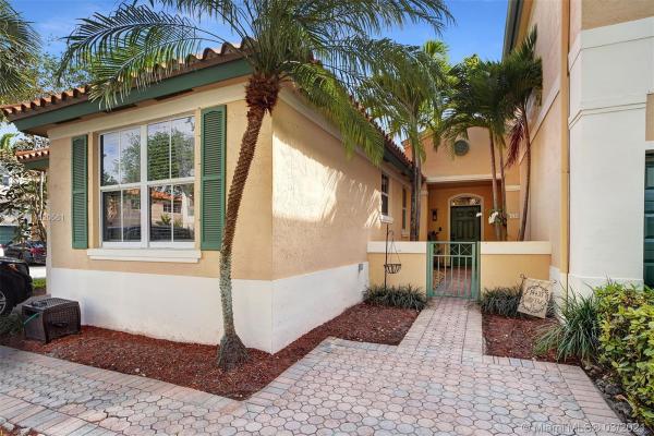 Anchorage At Miami Lakes, 14435 NW 83rd Pl, Miami Lakes, Florida 33016, image 2