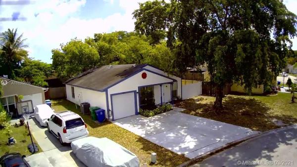 1731 SW 82nd Ter, Miramar, Florida 33025, image 2