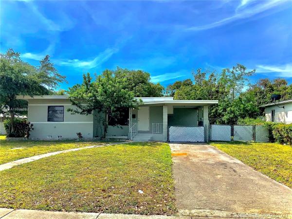 Irons Manor High Pine, 830 NE 138th St, North Miami, Florida 33161, image 1