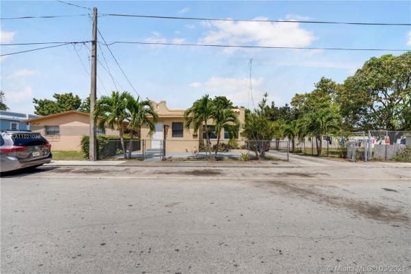 Orchard Villa, 1325 NW 55th St, Miami, Florida 33142, image 2