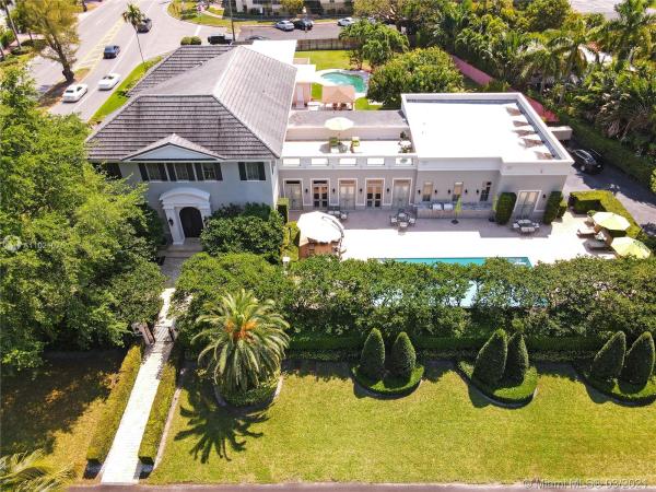 Orchard, 3014 Pine Tree Dr, Miami Beach, Florida 33140, image 2