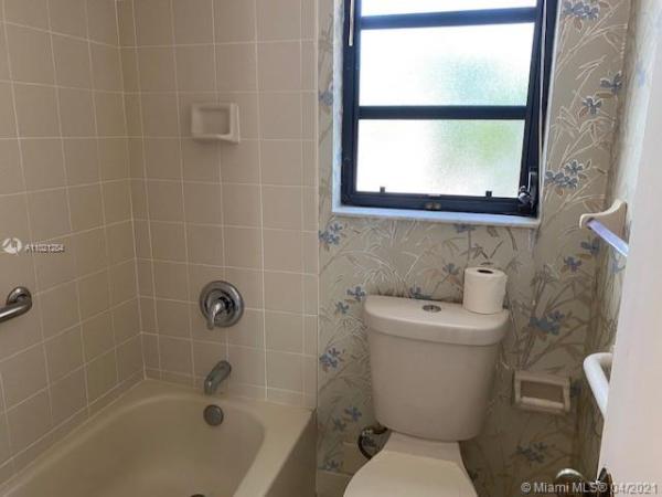 Kenland Court, 9456 SW 124th Ct, The Crossings, Florida 33186, image 2