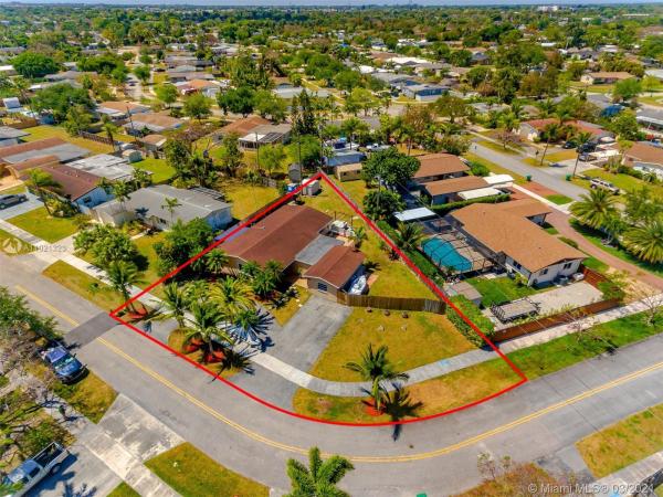 Whispering Pines Estates, 19210 SW 93rd Rd, Cutler Bay, Florida 33157, image 2