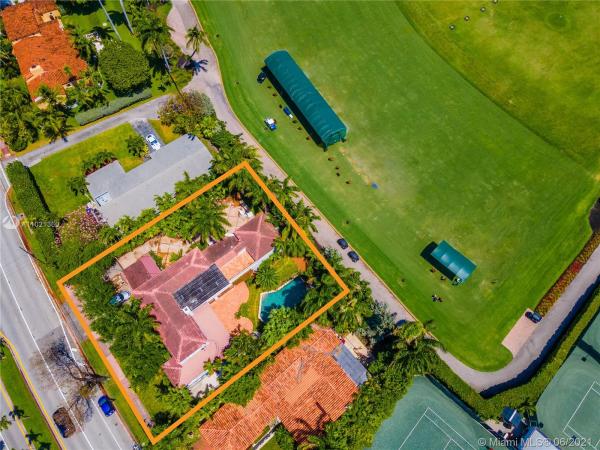 La Gorce Golf, 5767 Alton Rd, Miami Beach, Florida 33140, image 2