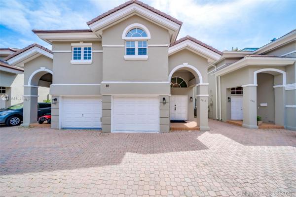 Enchanted Grove, 2813 Day Ave #2813, Miami, Florida 33133, image 2