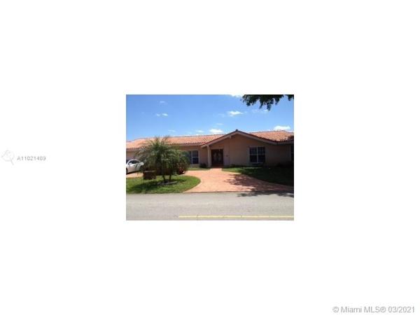 Country Club Of Miami Estates, 19801 W Oakmont Dr, Country Club, Florida 33015, image 2