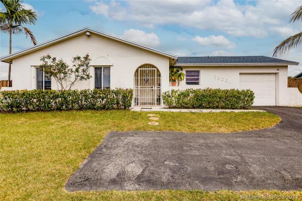 Meadow Wood Manor, 26001 SW 132nd Ave, Princeton, Florida 33032, image 2