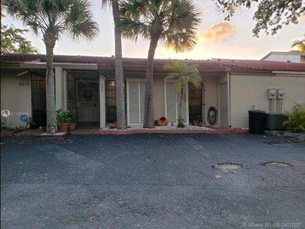 Lake Sandra, 8317 Balgowan Rd, Miami Lakes, Florida 33016, image 2