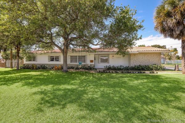 Pine Acres, 11622 SW 100th Ave, Kendall, Florida 33176, image 2