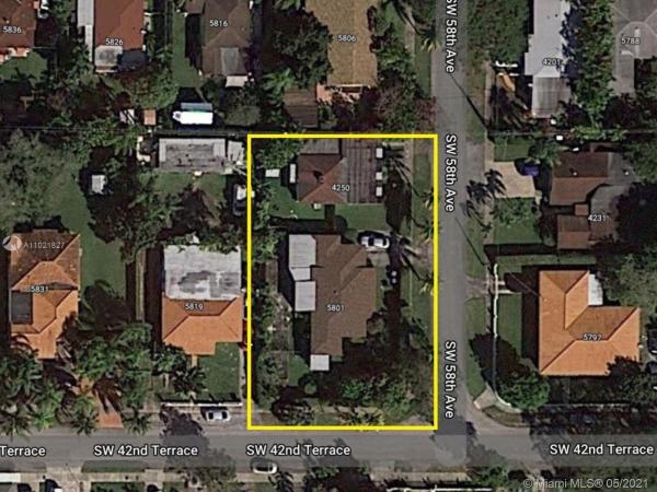 Westerfield Manor, 5801 SW 42nd Ter, Westwood Lakes, Florida 33155, image 2