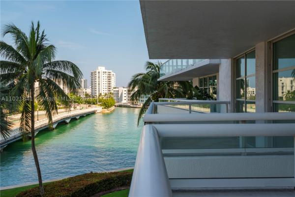The Grand Venetian, 10 Venetian Way #303, Miami Beach, Florida 33139, image 1