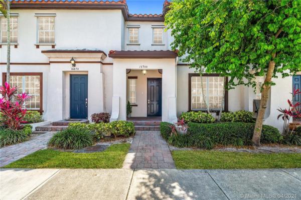 Kendall Commons Residential, 16900 SW 95th St, The Hammocks, Florida 33196, image 2
