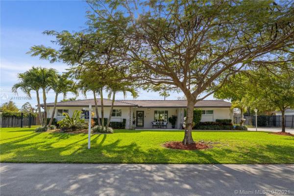 Fleeman Estates, 12140 SW 99th Ave, Kendall, Florida 33176, image 2