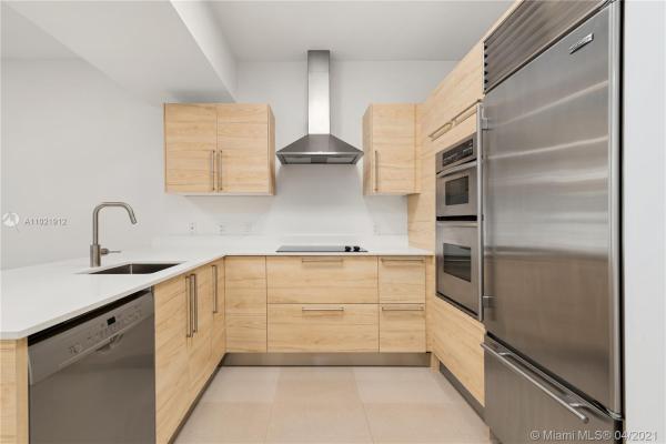 The Emerald At Brickell, 218 SE 14th St #906, Miami, Florida 33131, image 2