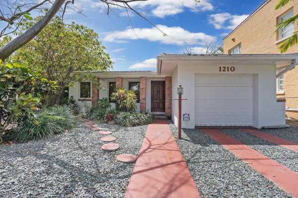 Granada, 1210 Capri St, Coral Gables, Florida 33134, image 2