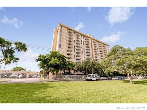 Vecino Del Mar, 2350 NE 135th St #612, North Miami, Florida 33181, image 2