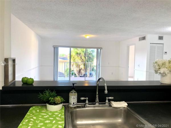 Lake & Tennis Villas, 8420 SW 154th Circle Ct #536, Kendall West, Florida 33193, image 2