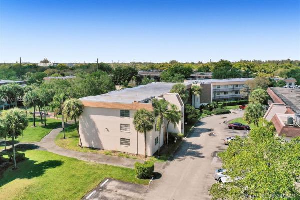 Omega, 7480 NW 17th St #301, Plantation, Florida 33313, image 2