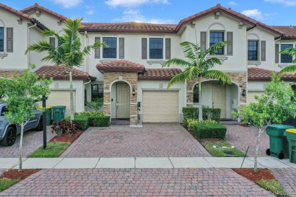 Chateau At The Vineyards, 150 SE 37th Pl, Homestead, Florida 33033, image 2