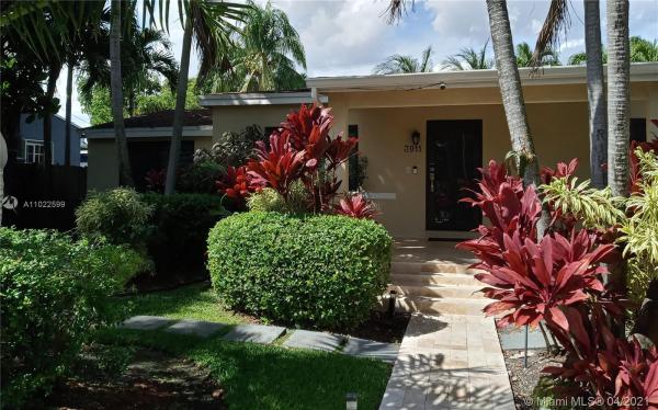 Le Jeune Manors, 3911 NW 11th St, Miami, Florida 33126, image 2