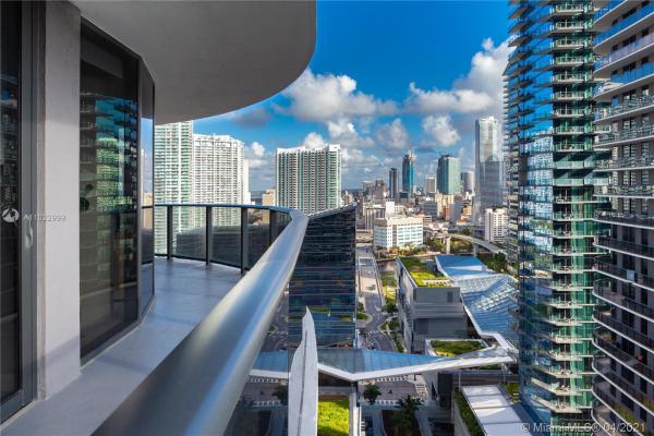 Brickell Heights East, 45 SW 9th St #2301, Miami, Florida 33130, image 2