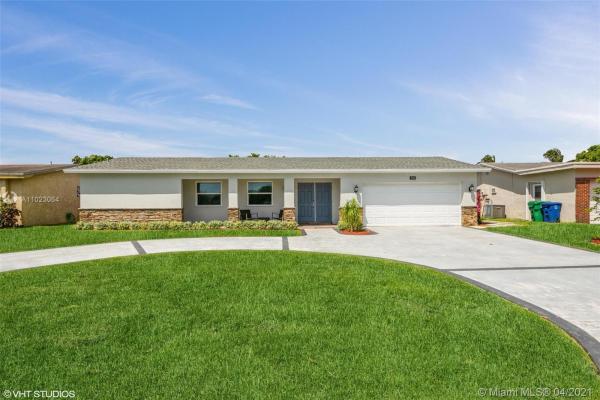 The Knolls, 2608 Canal Rd, Miramar, Florida 33025, image 2