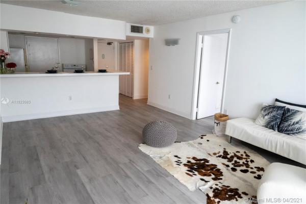 Ocean Point, 345 Ocean Dr #920, Miami Beach, Florida 33139, image 2