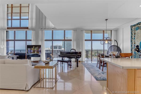 Brickell Place, 1901 Brickell Ave #PHIII, Miami, Florida 33129, image 2