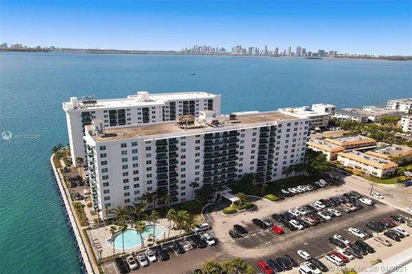 Treasures On The Bay, 7501 E Treasure Dr #3P, North Bay Village, Florida 33141, image 2