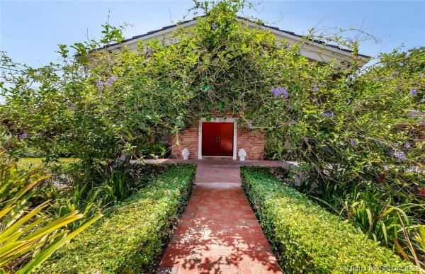 4740 SW 80th St, Unincorporated Dade County, Florida 33143, image 2